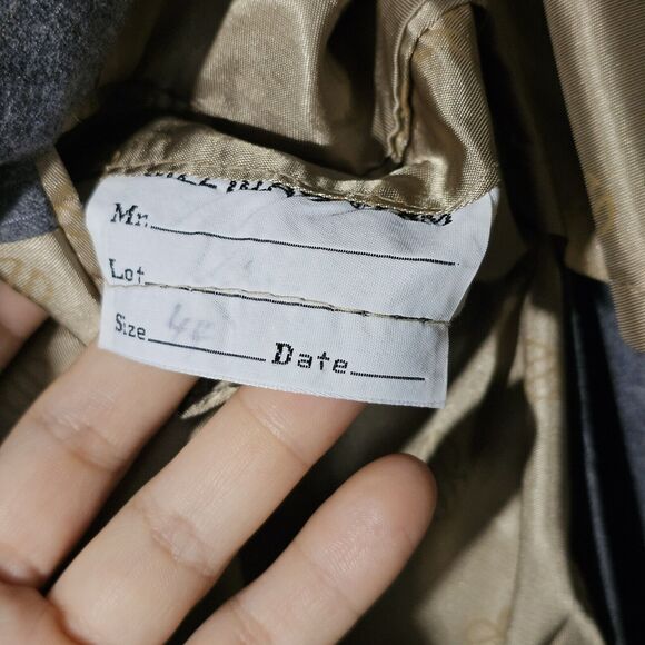 Bill Blass Pure Wool Blazer Mens Size 40R Gray With Pastel Pinstripes Small FLAW - Picture 9 of 16